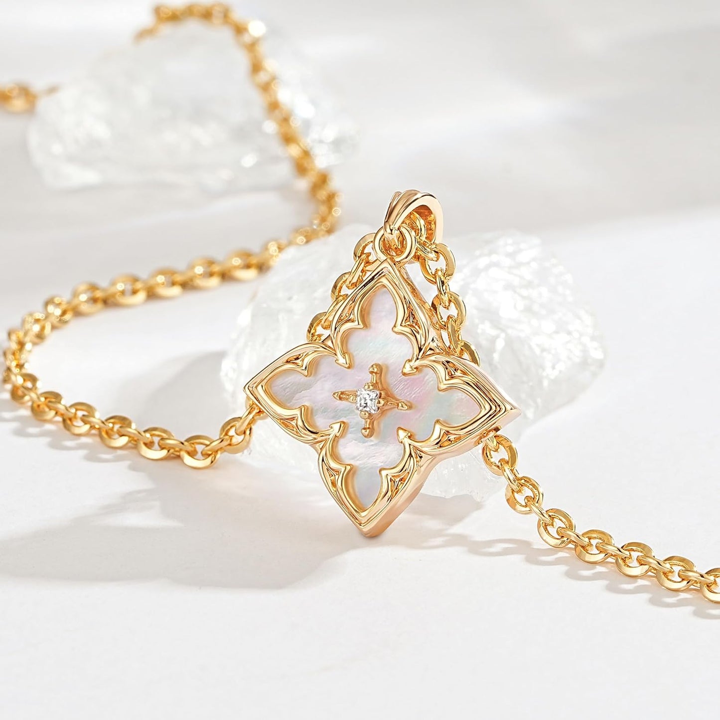 Gold Clover Pendant Necklace for Women