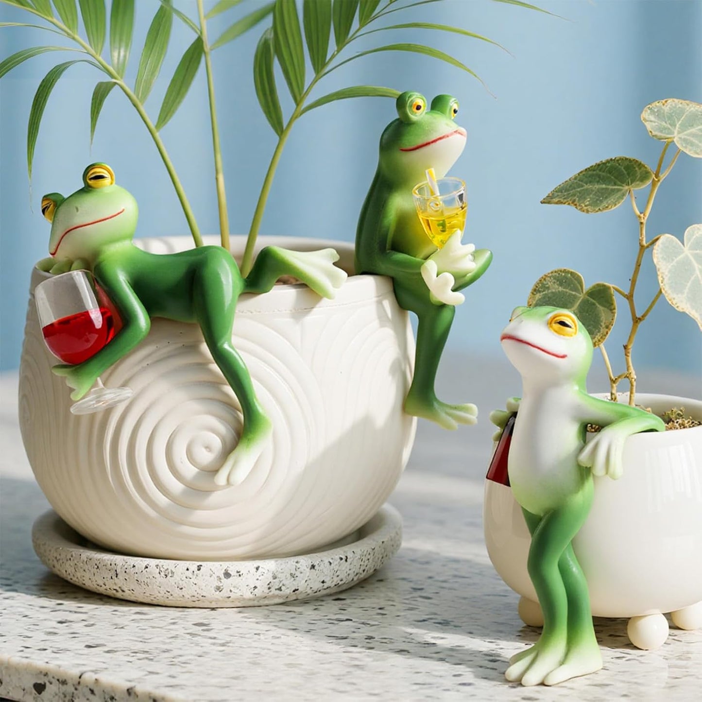 Garden Frog Statues β Funny Outdoor Figurines