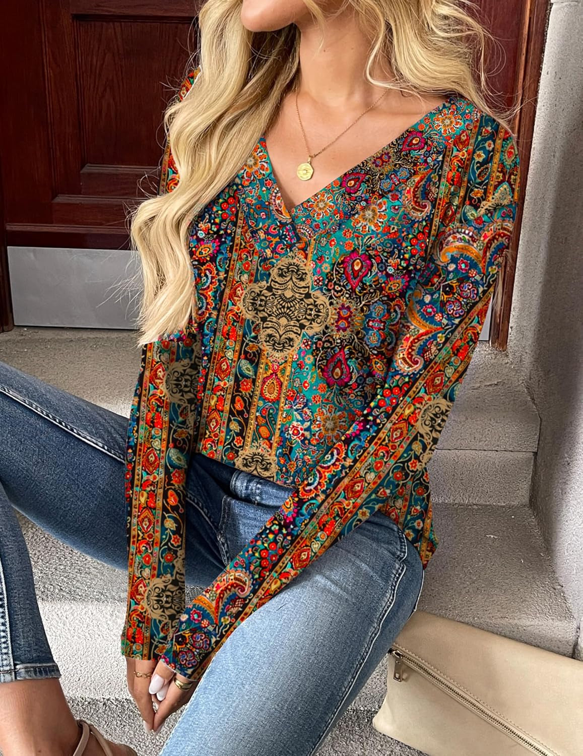 Women’s 2025 V-Neck Long Sleeve Top