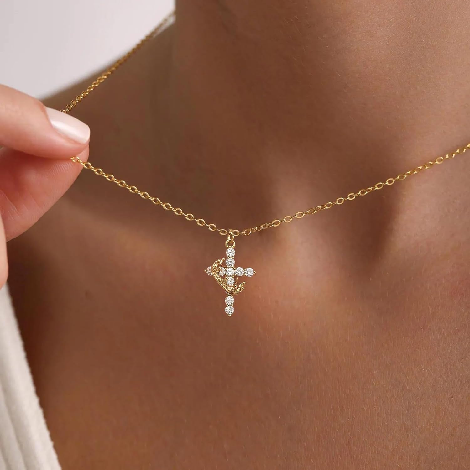 14K Gold Plated Crown Pendant Necklace