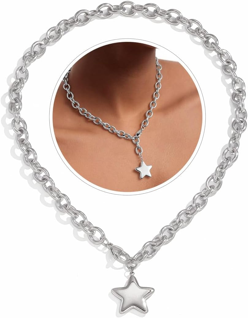 Chunky Gold Necklace with Star Pendant 