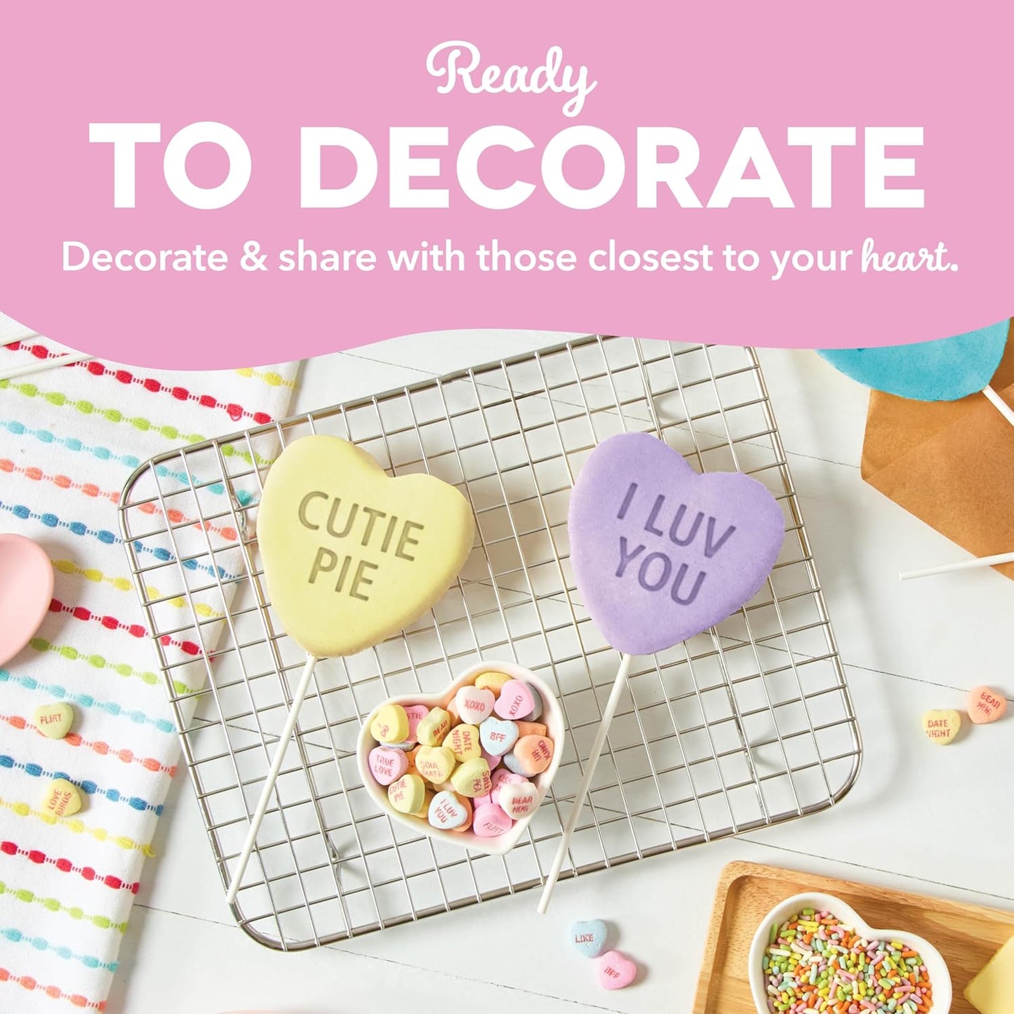 & Sweethearts® Mini Waffle Maker- Mini Machine for Creative Homemade Treats - Nonstick Iron with Unique Print Design - Stylish Waffle Machine - Cutie Pie Yellow