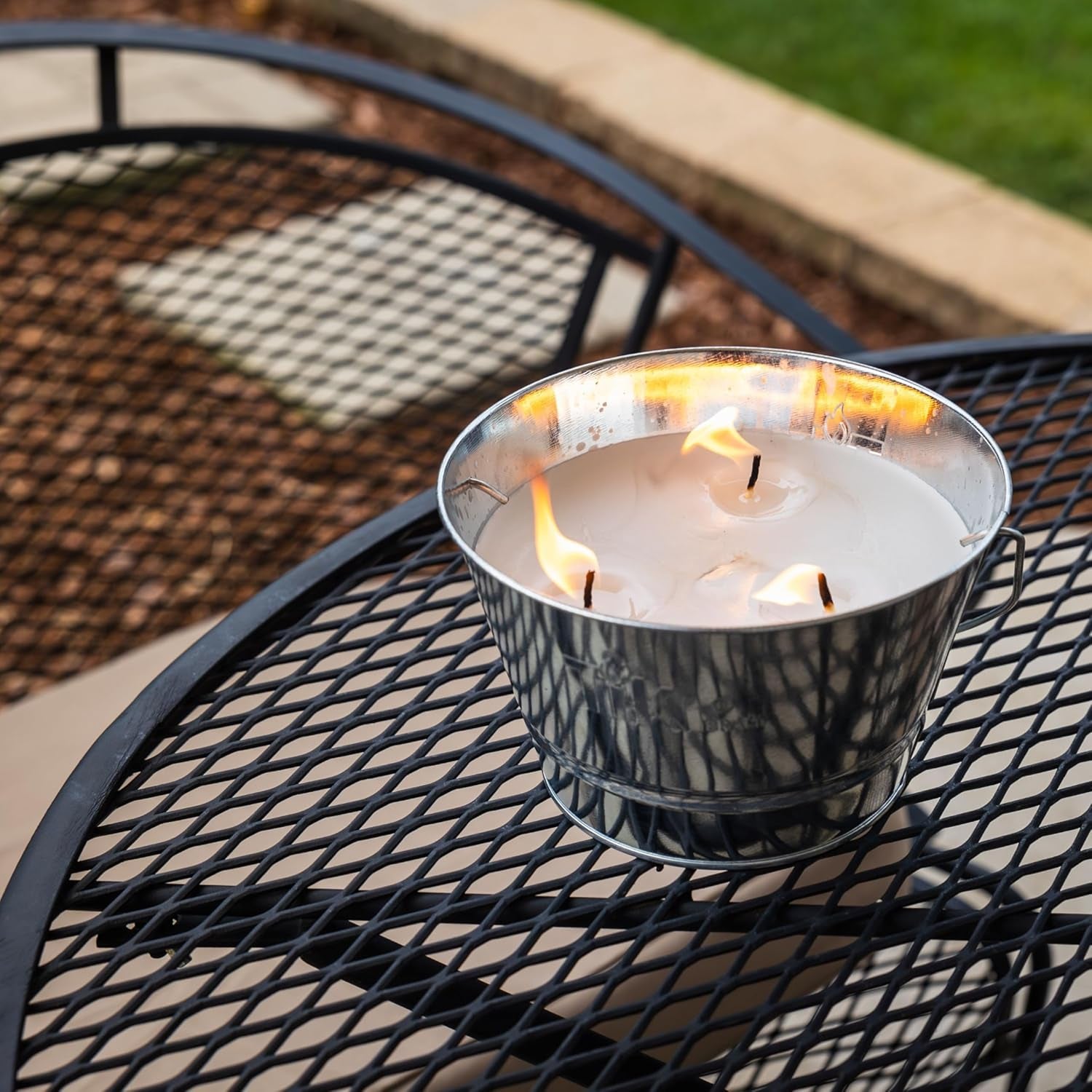 Citronella Candle 28-Ounce 